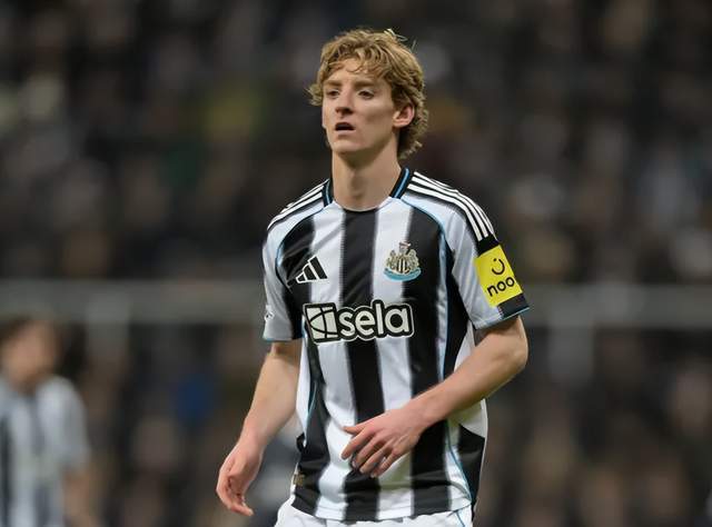 视频-英超3大豪门盯上25岁戈登：欧冠10场轰10球 纽卡要价近1亿