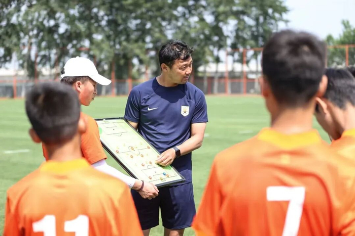 体育-专访汪强：扎根基层非终点，而是新起点|足球|国脚|山东泰山|中国足协|青训_新浪体育_新浪新闻